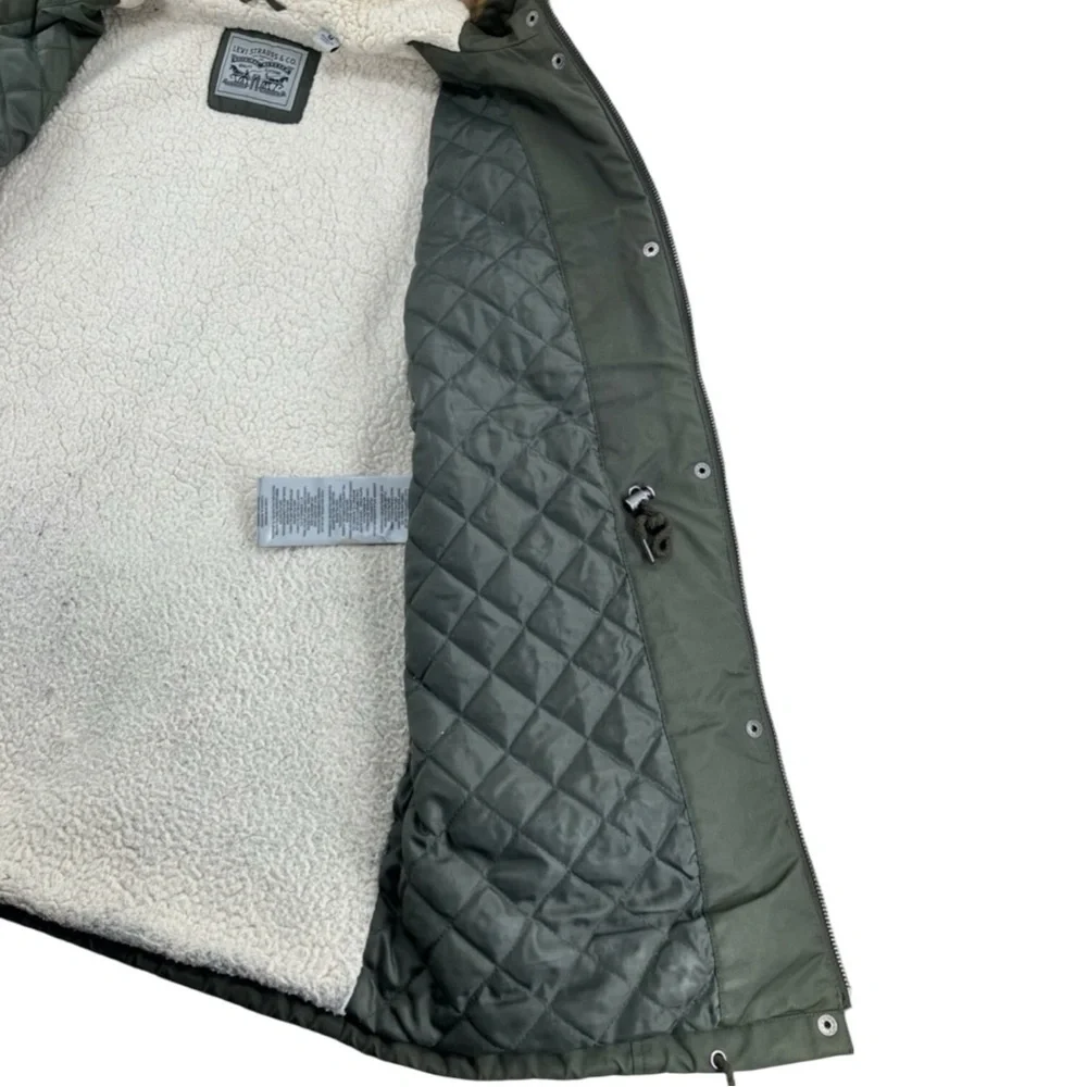 LEVI’s Hooded Parka w/ Faux Fur Trim in Olive Green Size Small — SUPER WARM!!! - Picture 10 of 15